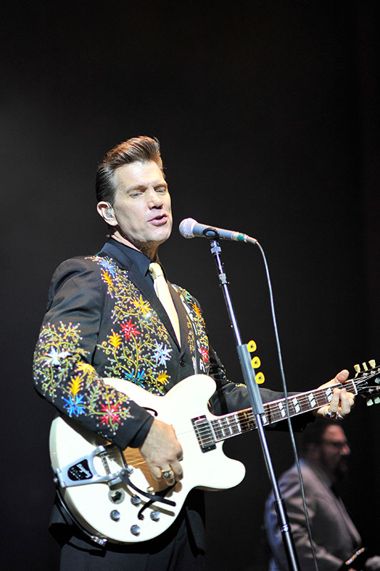 images of Chris Isaak (27)