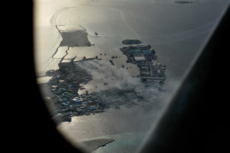 Maldives and Garbage Island